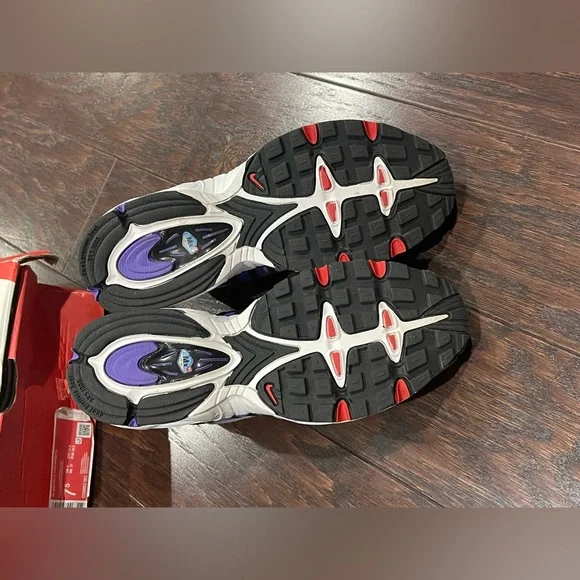 Nike Air Max Tailwind 4 Sneakers Women Size 7.5 Black Purple Red CQ9962-001 NEW*